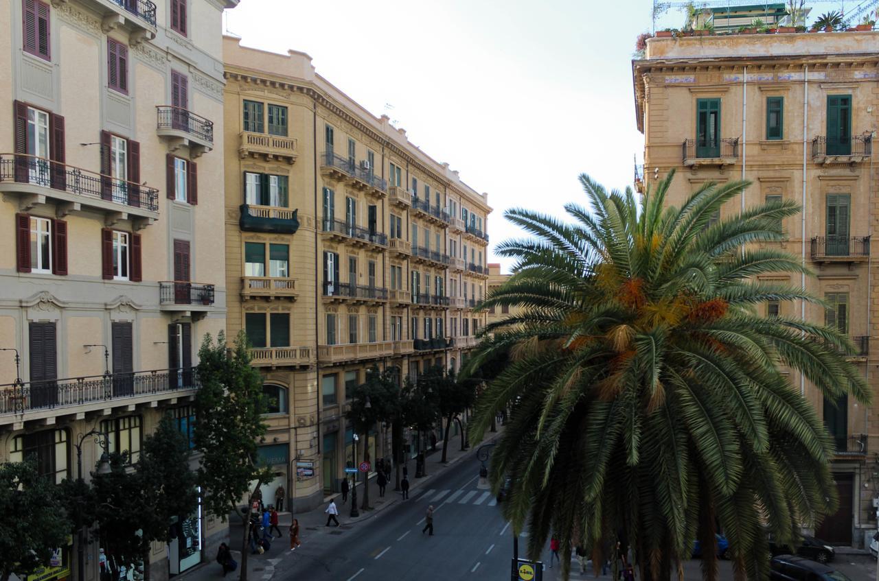 On The Way Hostel Palermo Exterior foto